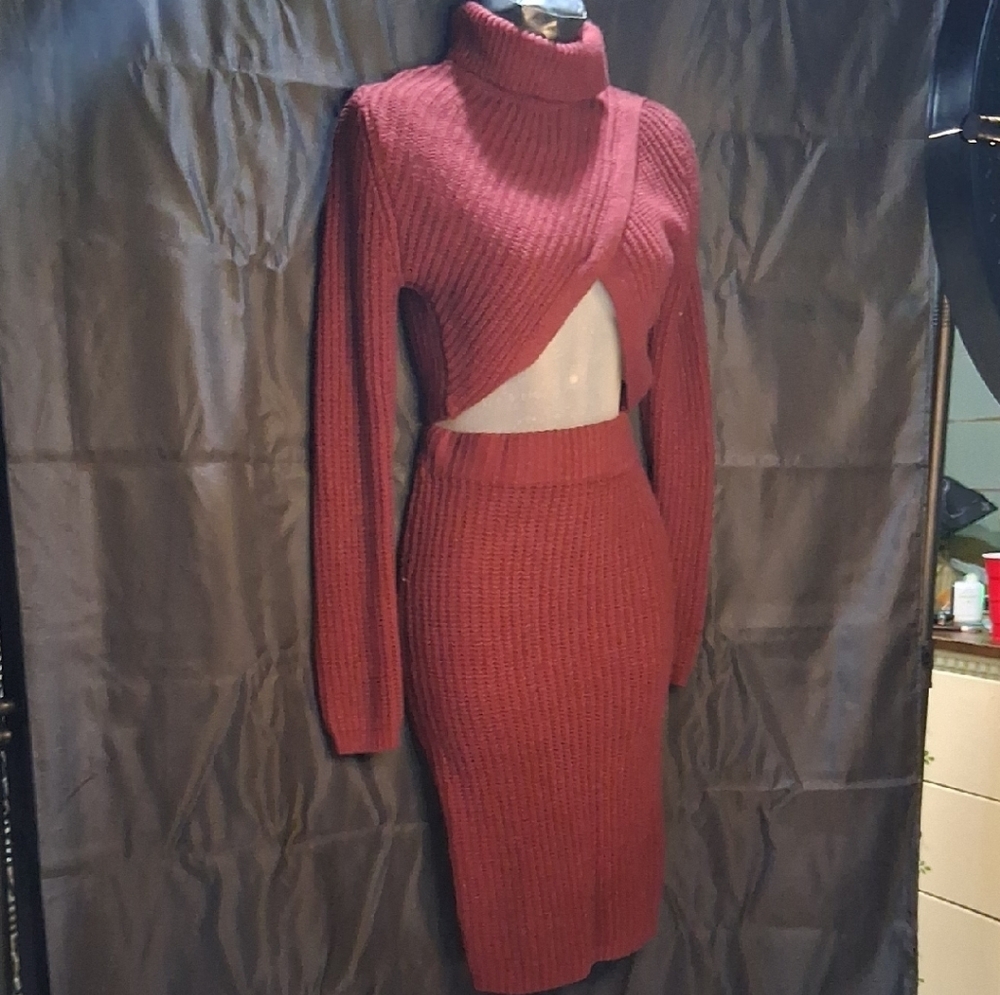 Elegant Red Knit Skirt Set